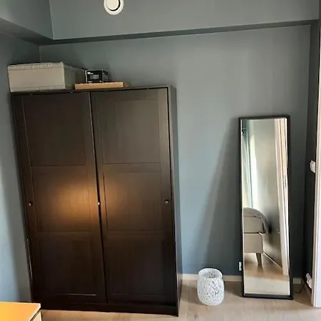 Modern Flat By The Sea 아파트