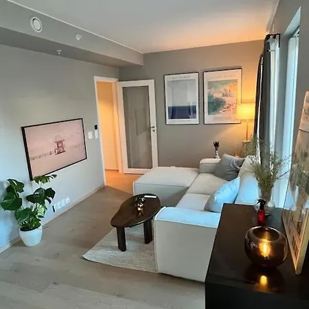 Apartment Modern Flat By The Sea *